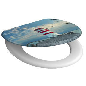 Mönstrad toalettsits universal i Duroplast - BÄTTRE. CC-mått: 125-210mm Längd: 425-435mm Bredd: 373mm.